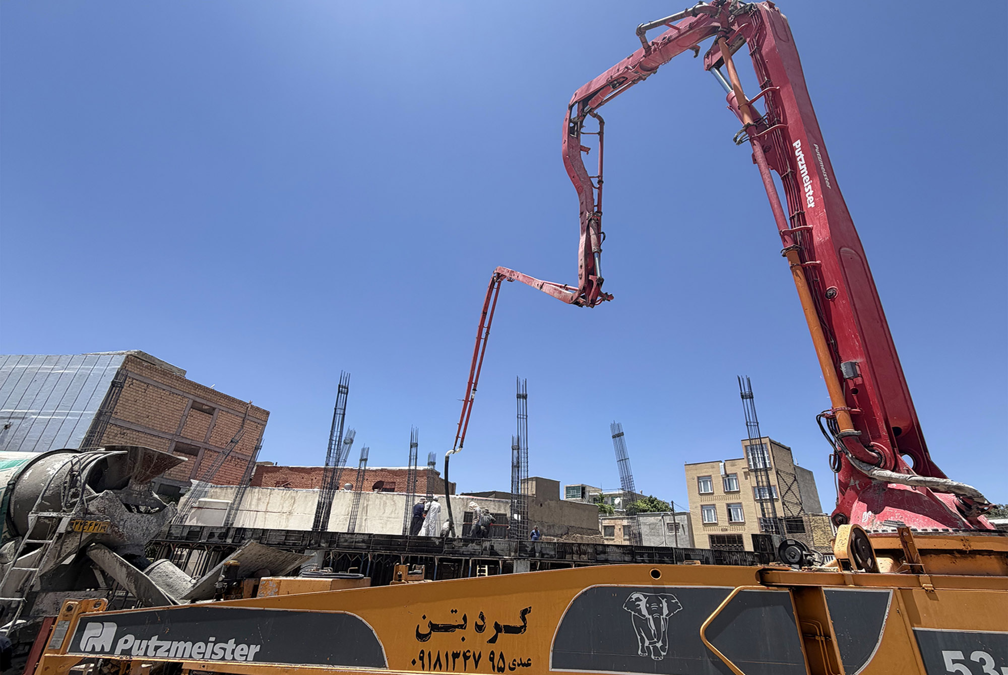 بتن پمپی کرد بتن